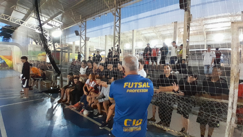 Seletiva do time futsal masculino do CEMEIT tem recorde de inscritos com 117 estudantes